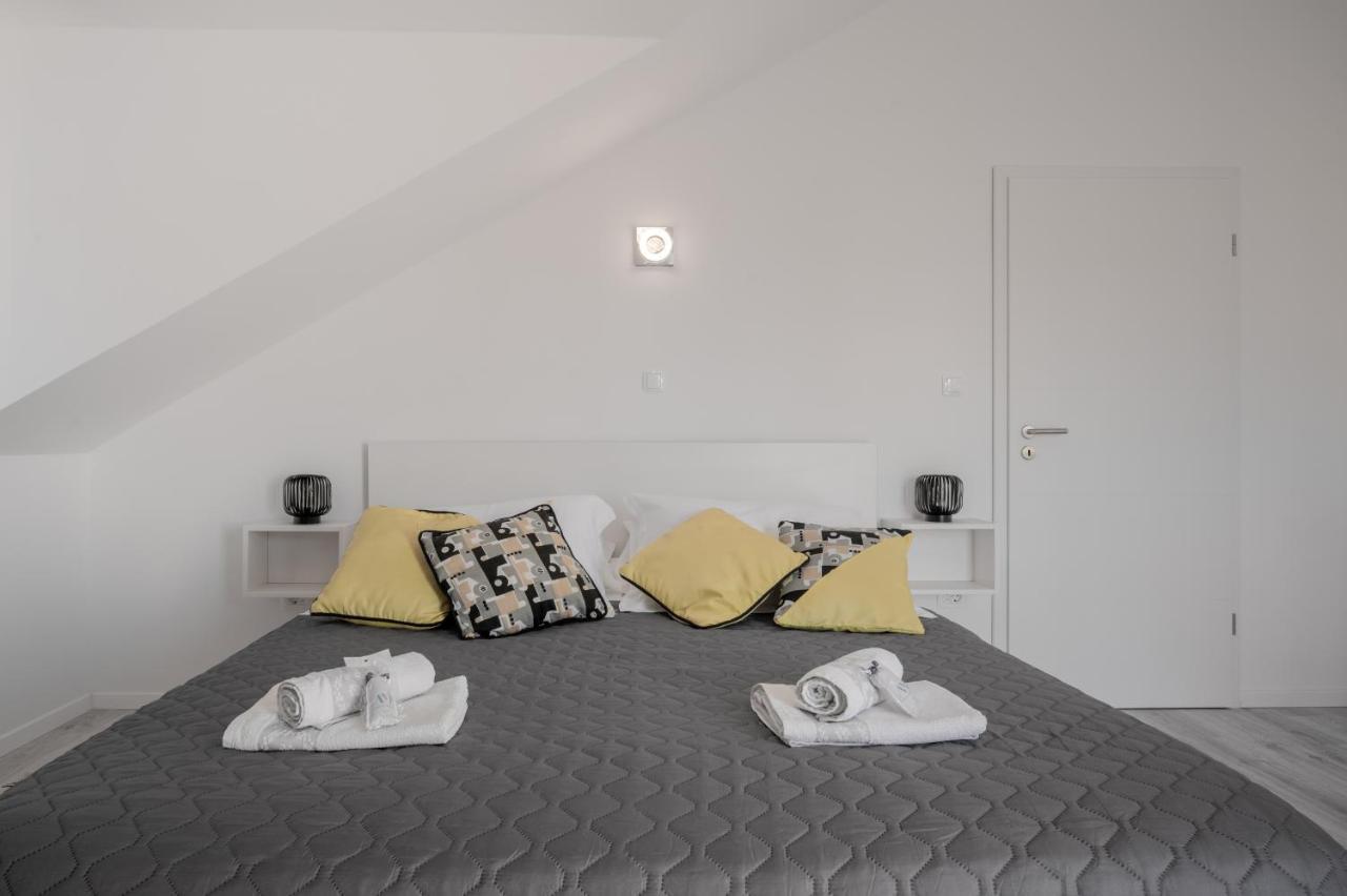 Ami Apartments Сплит Екстериор снимка
