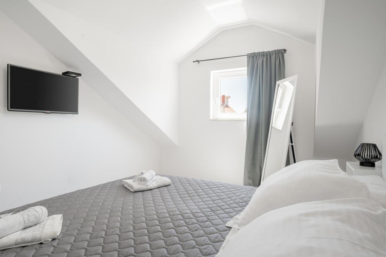 Ami Apartments Сплит Екстериор снимка
