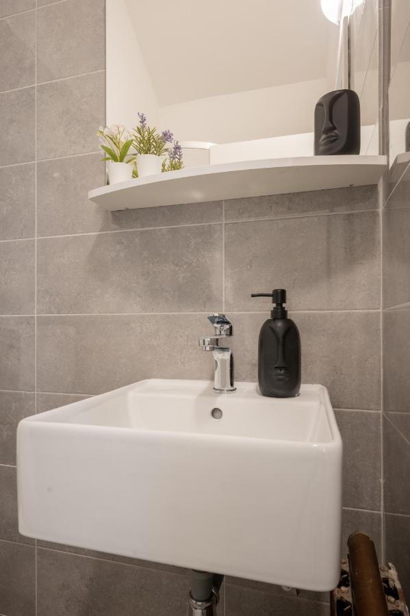 Ami Apartments Сплит Екстериор снимка