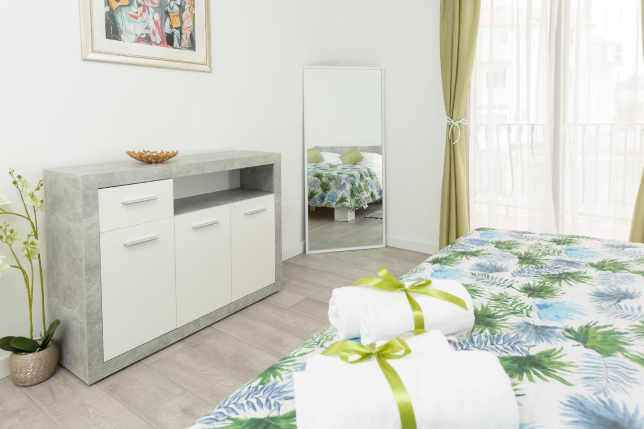Ami Apartments Сплит Екстериор снимка