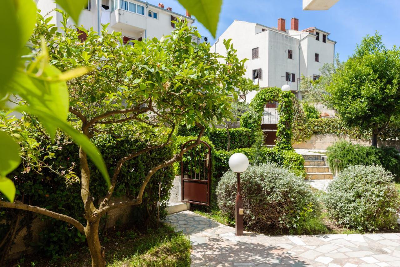 Ami Apartments Сплит Екстериор снимка